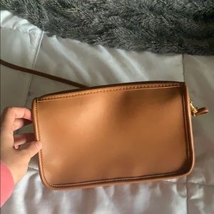 Vintage crossbody bag 🌿